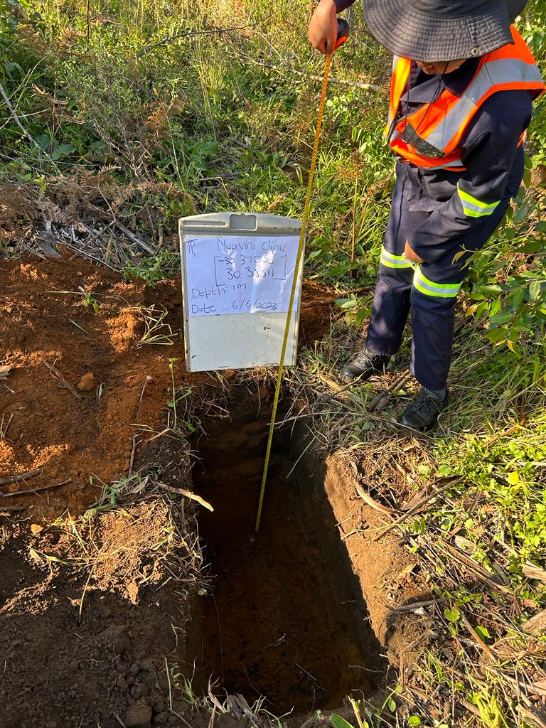 ML GEO team working on soil investigation image